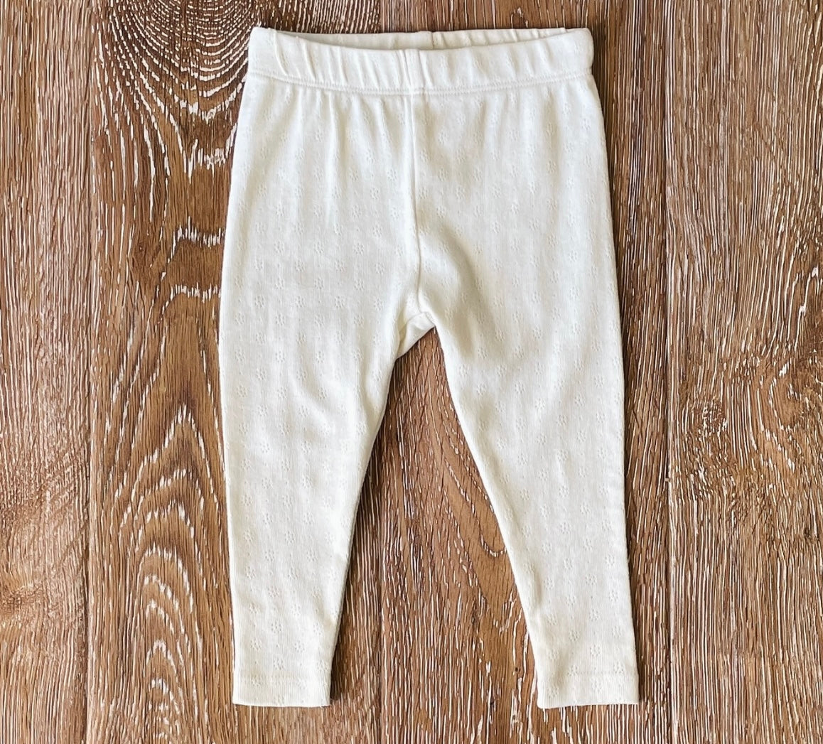 Eyelet baby legging