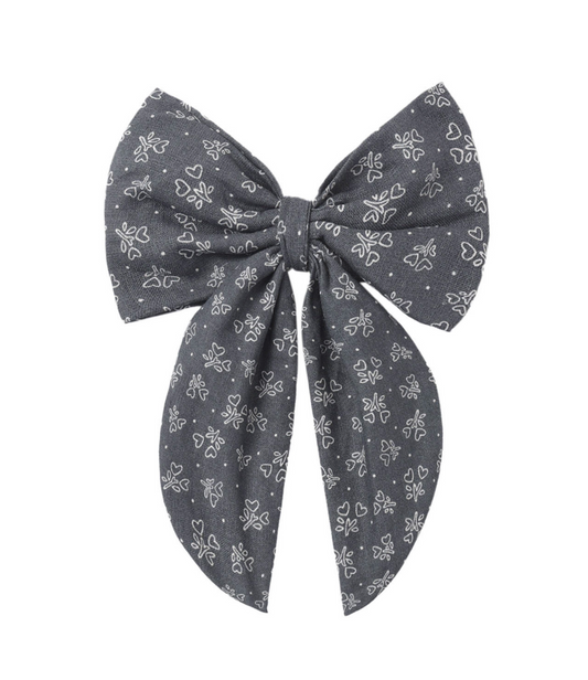 Oversized Heart Ditsy Bow