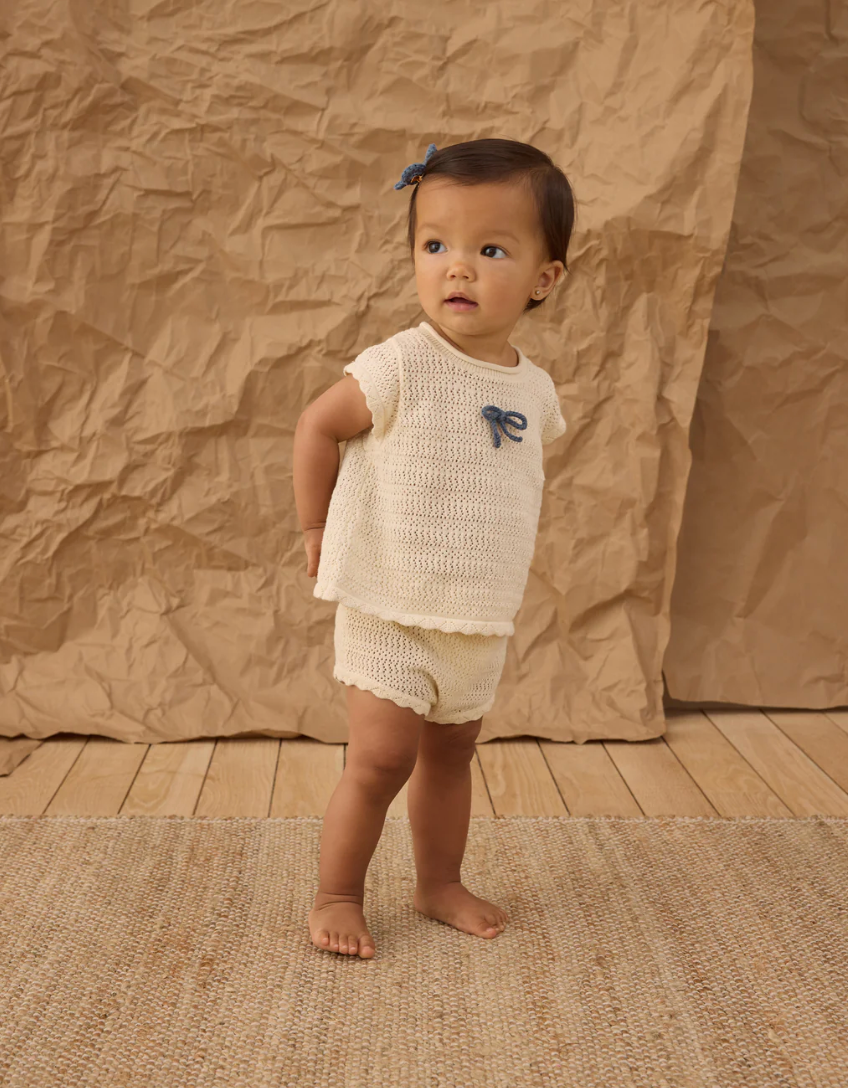 Scallop knit baby set