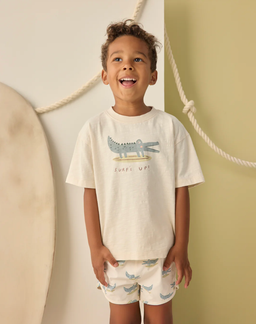 Alligator tee